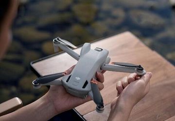 DJI Mini 3: обзор нового дрона начального уровня и его сравнение с DJI Mini 2 и DJI Mini 3 Pro