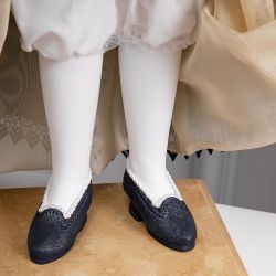 Кукла интерьерная коллекционная Лошадь Виконтесса