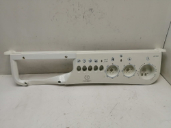 WS105TX кт100 Лицевая панель для стиральной машины Indesit 250001979 б/у