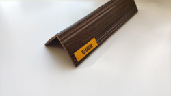 Угол вспененный ПВХ наружный фигурный 25х25х2700мм