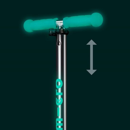 Самокат Maxi Micro Deluxe Glow LED Green