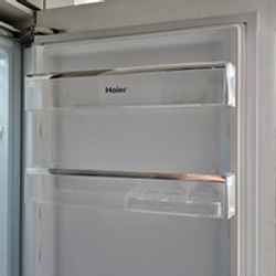 Балкон на дверь НИЖНИЙ под бутылки (c хром полосой) 38x7x9,5см Haier (Хайер) 0530061587