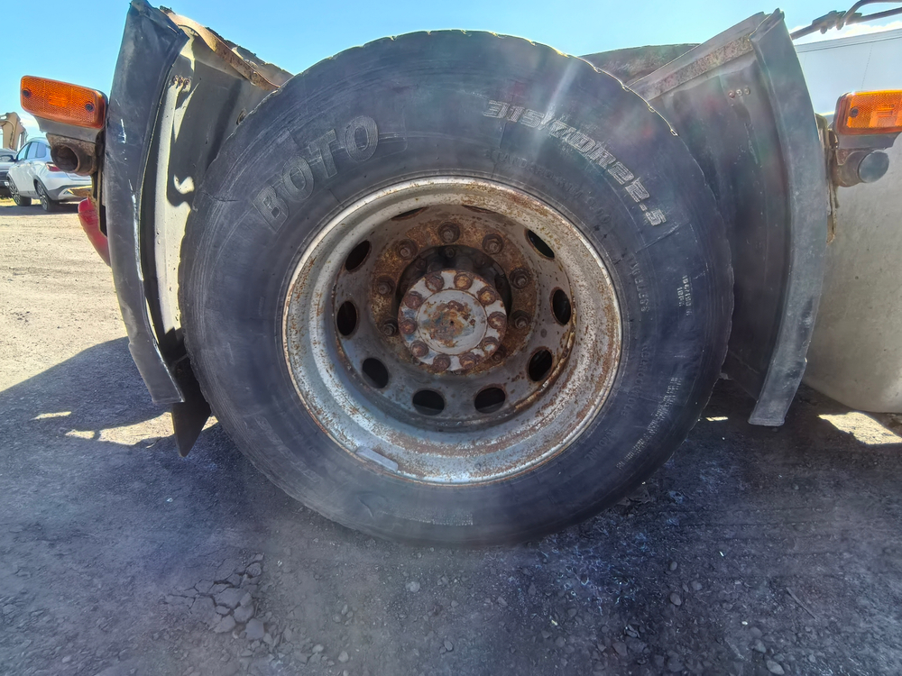 КамАЗ 5490 4x2 Седельный тягач 5490-022-87(S5) (Дизельный, 11,9 л, 401 л.с., МТ)