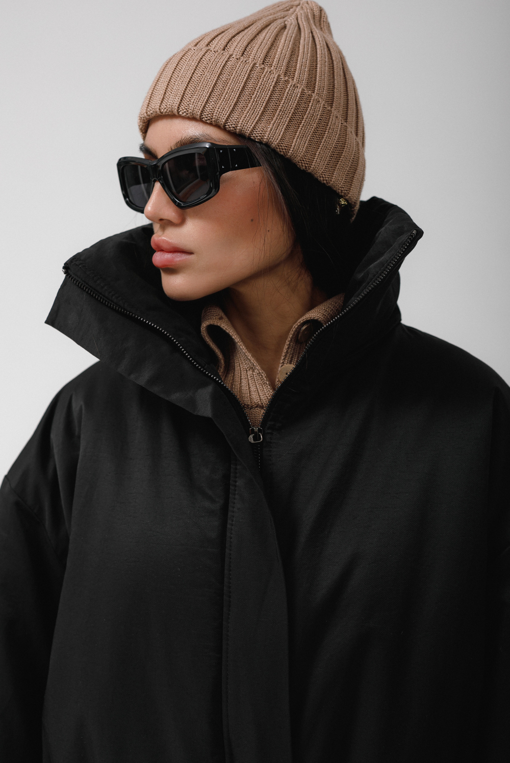 Шапка с отворотом (бежевый)