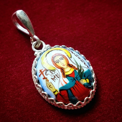 Икона с финифтью святая Василисса (Василиса) кулон ручная роспись