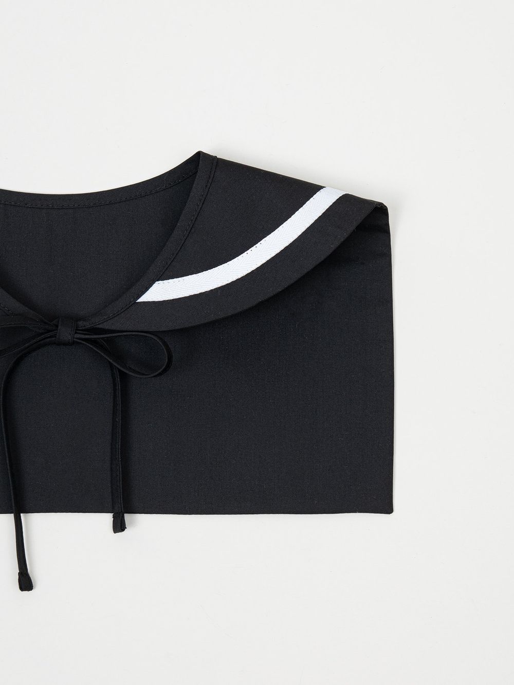 Воротник "Черный" 7+