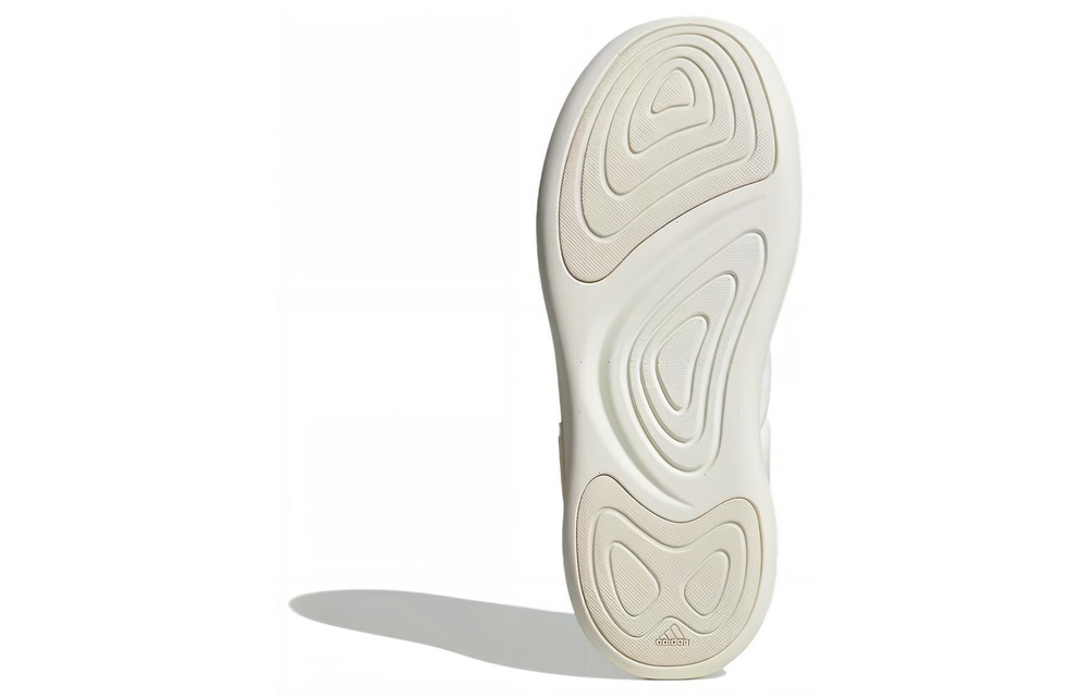 Кроссовки Adidas Adipuff