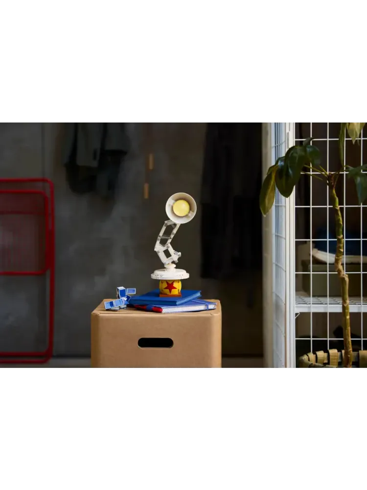 Конструктор IDEAS 21357 Disney Pixar: Люксо-младший