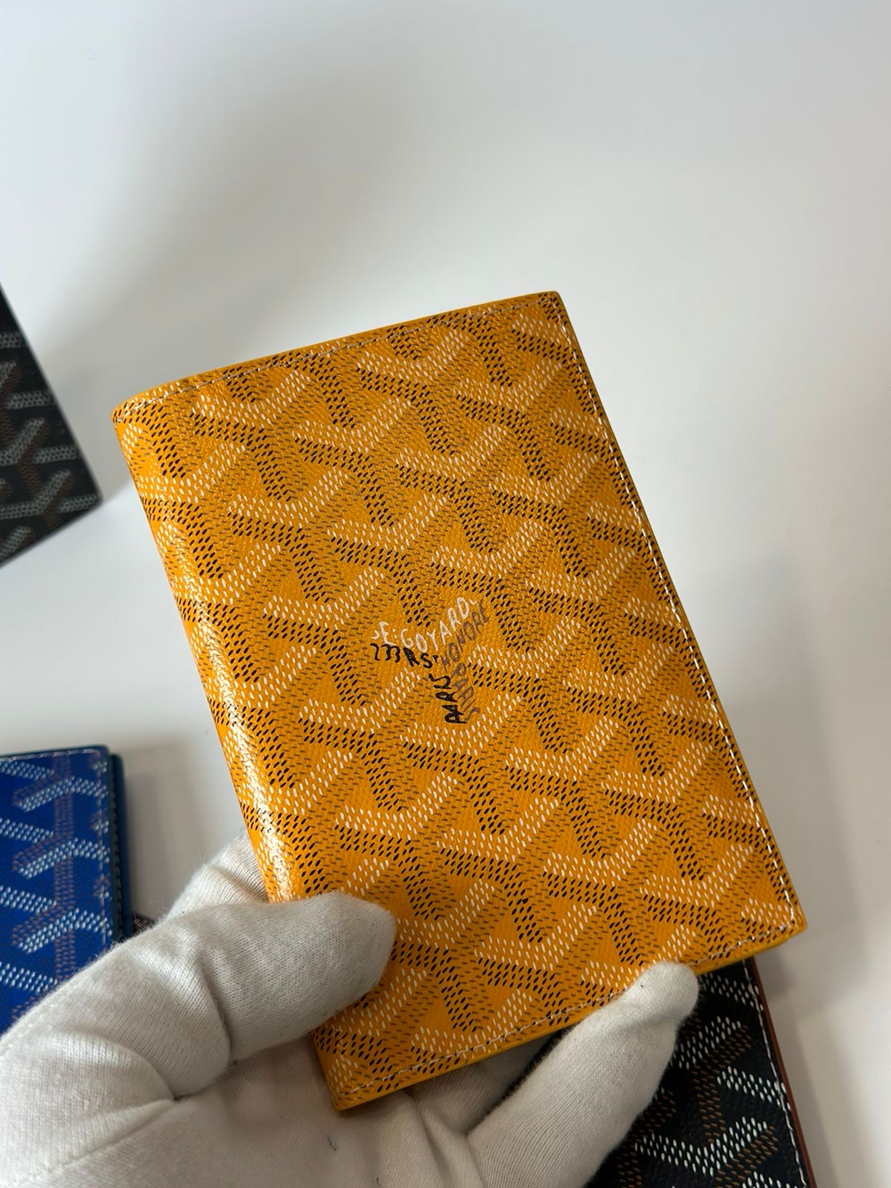Обложка на паспорт Goyard