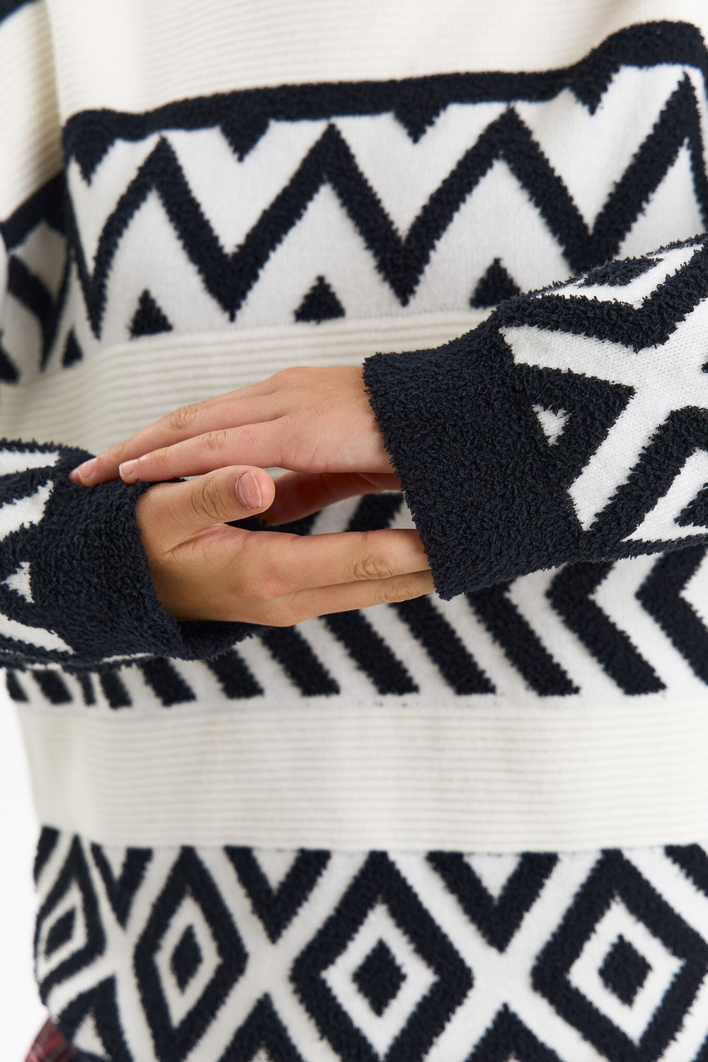 Джемпер дл/р д/д DELORAS 22715