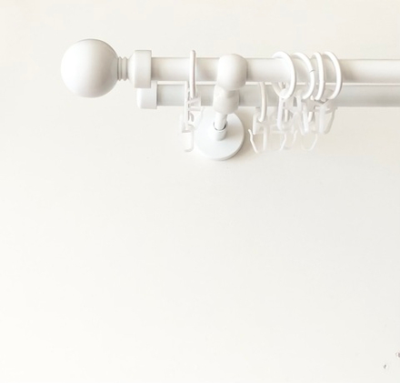 Карниз кованый "Шар Ост" d16/16 мм двухрядный, цвет белый