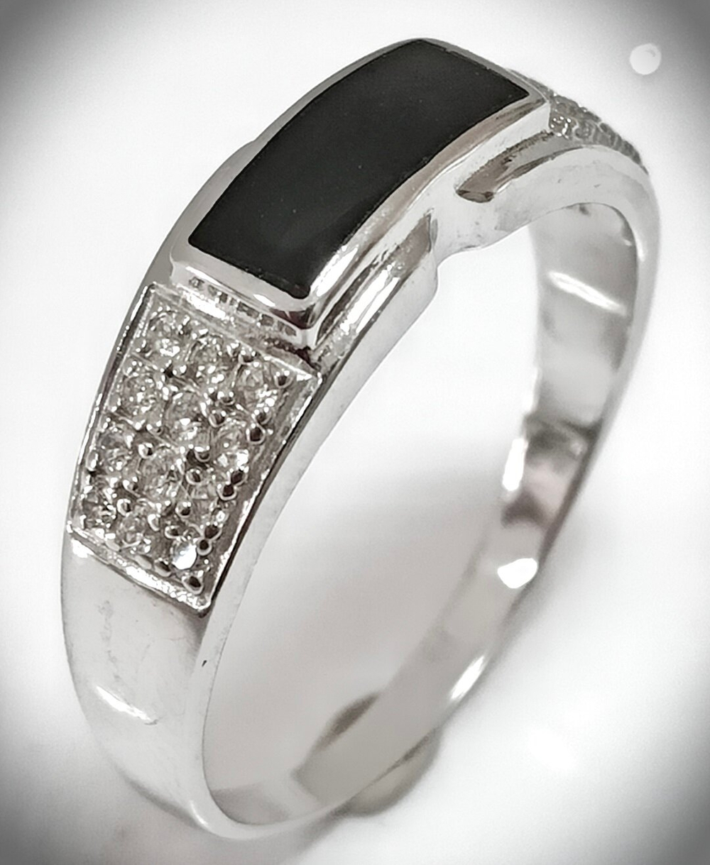 Ювелирное кольцо Эстерелла