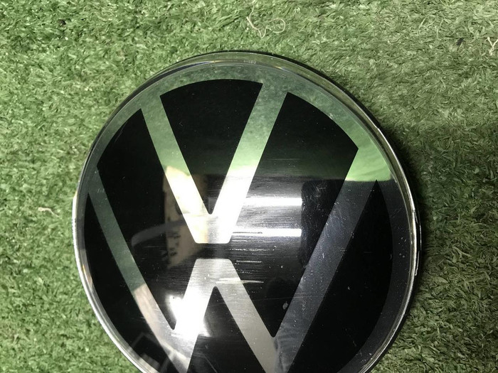 Эмблема решетки радиатора VW Polo 6 (2020-2022)
