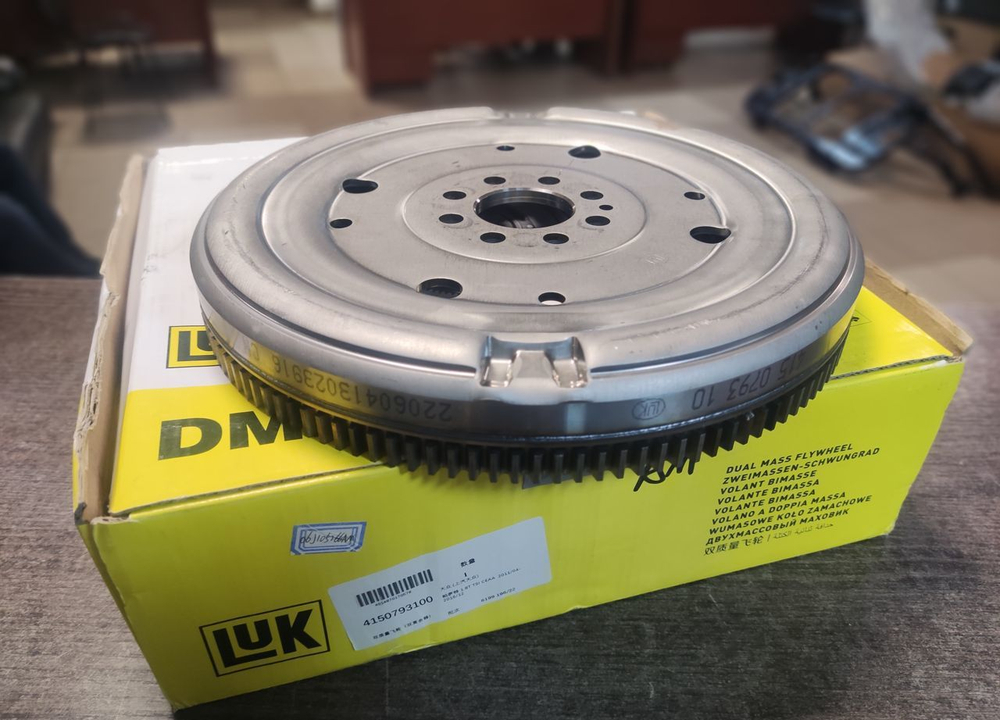 Двухмассовый маховик DSG 7 (дсг 7) LUK 415084409