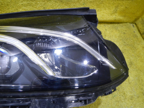 Битая Фара правая Mercedes E W213 (2016-2021) LED