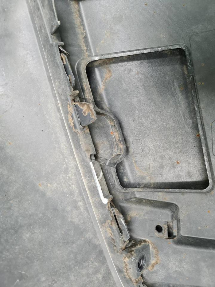 Бампер задний Lixiang L9 (2022-н.в.)