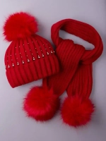 Шапка для девочки зимняя вязаная и шарф