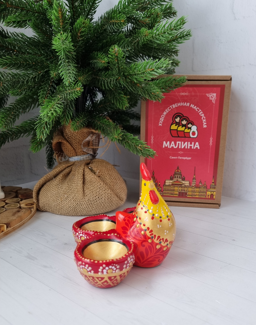 Фарфоровая подставка для яиц "Курочка"