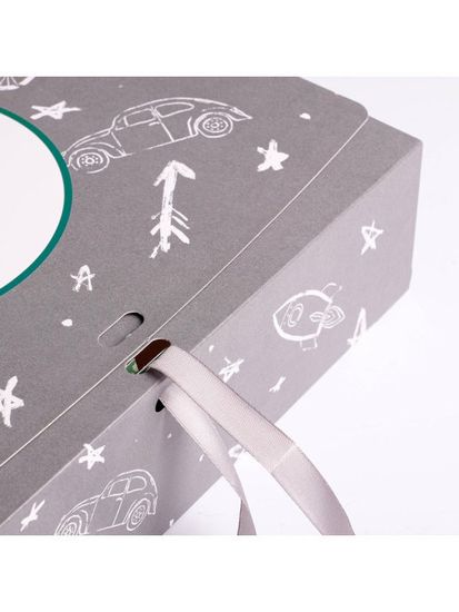 Коробка складная подарочная «Любимому сыну», 31 × 24,5 × 9 см 5231312