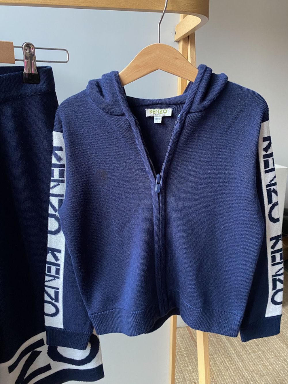 Шерстяной костюм Kenzo, 110