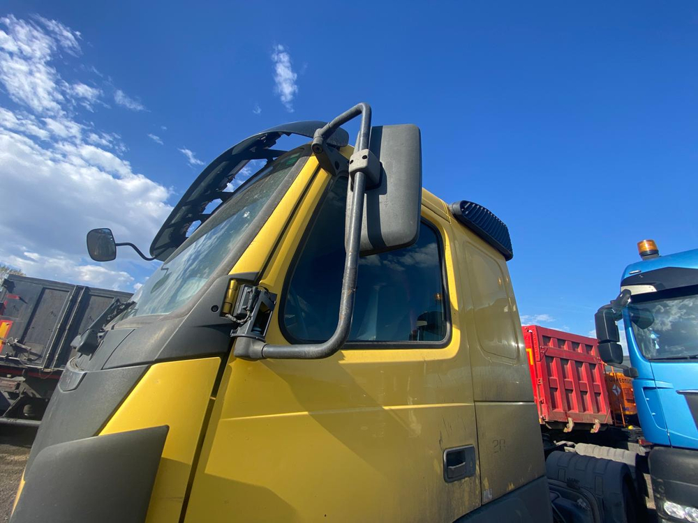 Volvo FM 6x4 Седельный тягач FM-TRUCK (Дизельный, 12,8 л, 428 л.с., МТ)