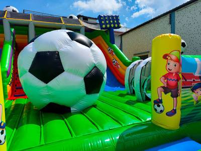 Коммерческий надувной батут «Футбол», 10*10*6 м