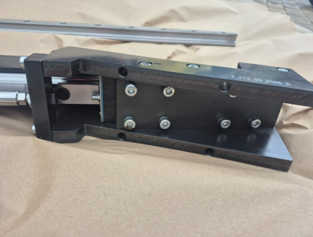 Подъемное устройство цанги Holzma HPL380 TYP 380 HUB250 HPL380 Полный комплект арт. 2-032-65-8310
