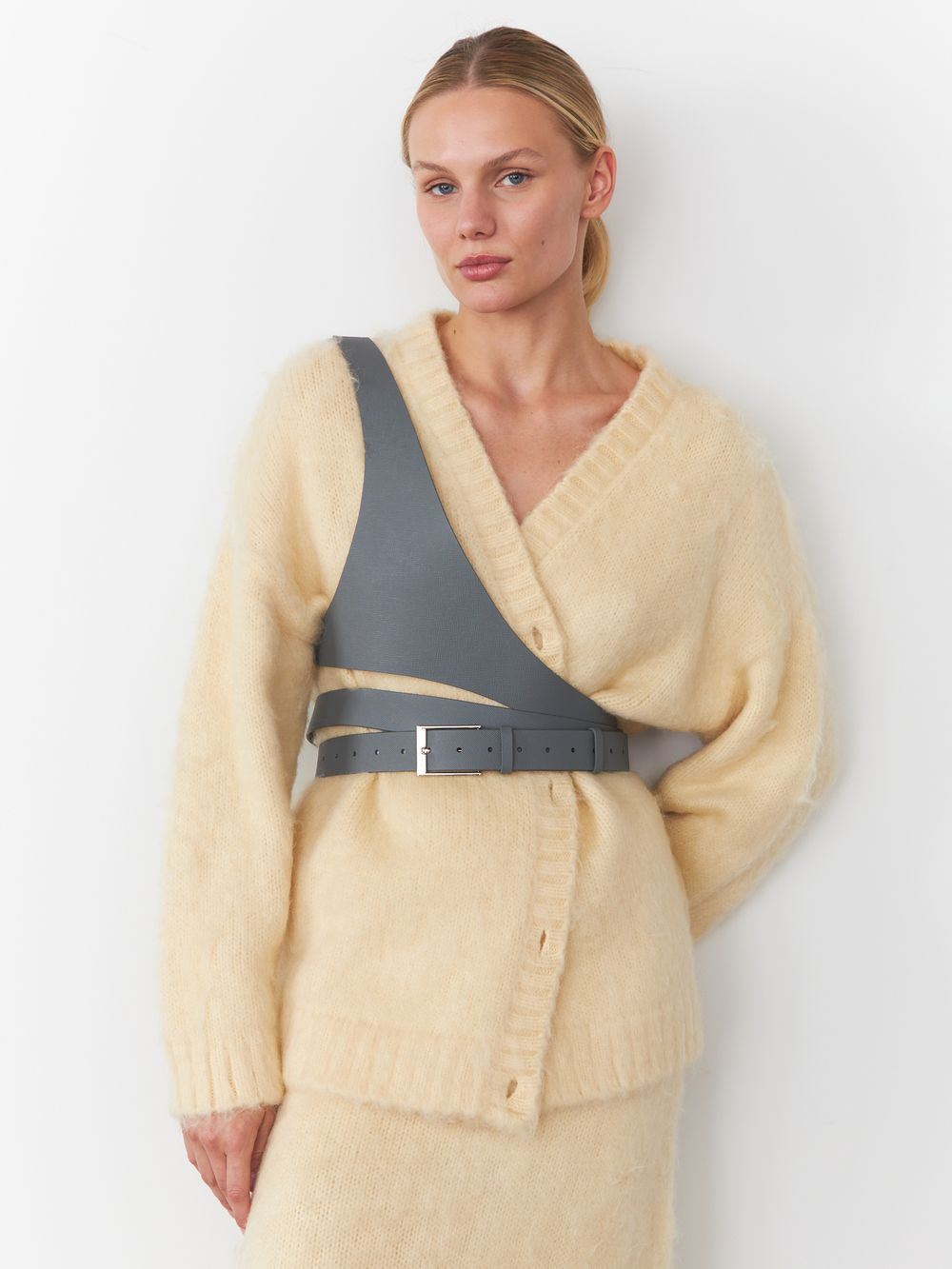 РЕМЕНЬ-ПОРТУПЕЯ D.GREY