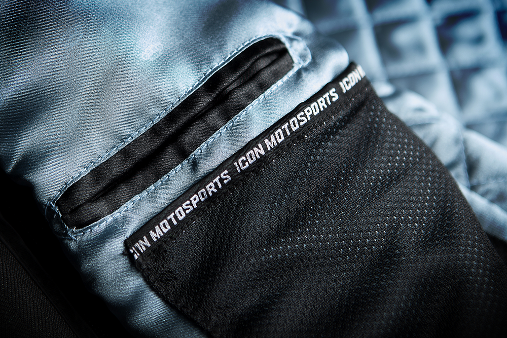 Мотокуртка - ICON 1000 VIGILANTE (текстиль+кожа, черная)