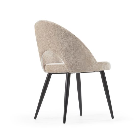 Бежевый стул Mael на стальных черных ножках La Forma Испания 