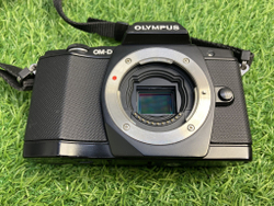 Olympus OM-D E-M5 Покупка/Продажа