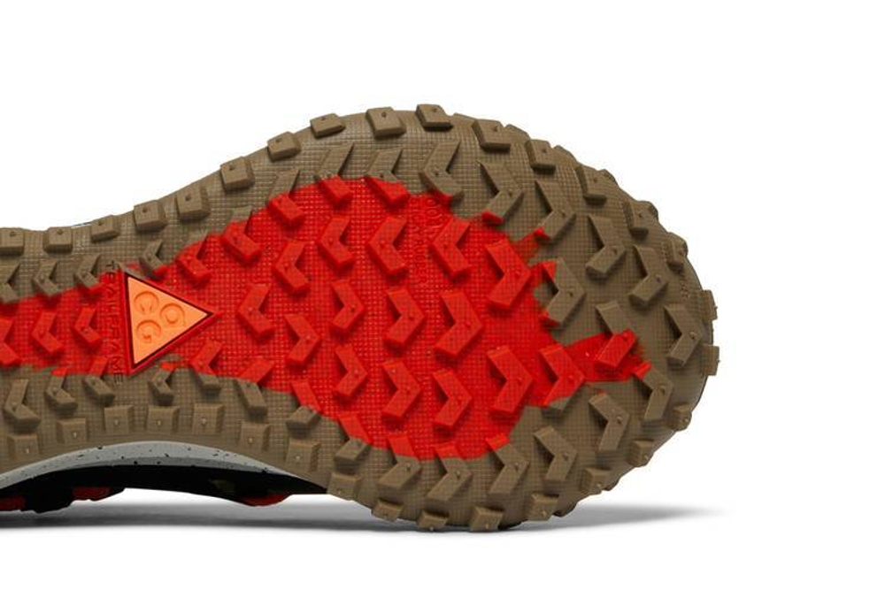 Кроссовки Nike Acg Mountain Fly Low Gtx Se