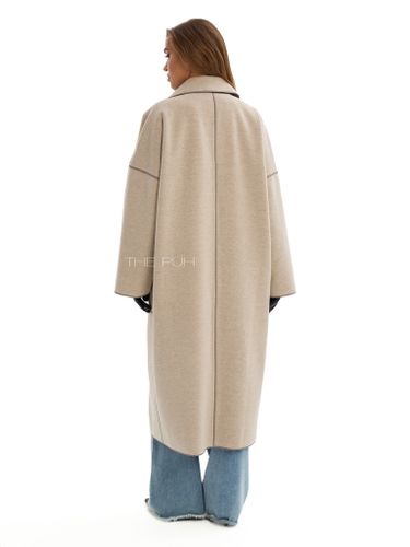 Бежевое двубортное пальто без подкладки