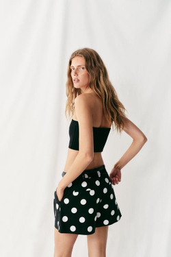 ZARA ШОРТЫ В ГОРОШЕК С ЗАЩИПАМИ И РЕМНЕМ, ЧЕРНЫЙ/БЕЛЫЙ