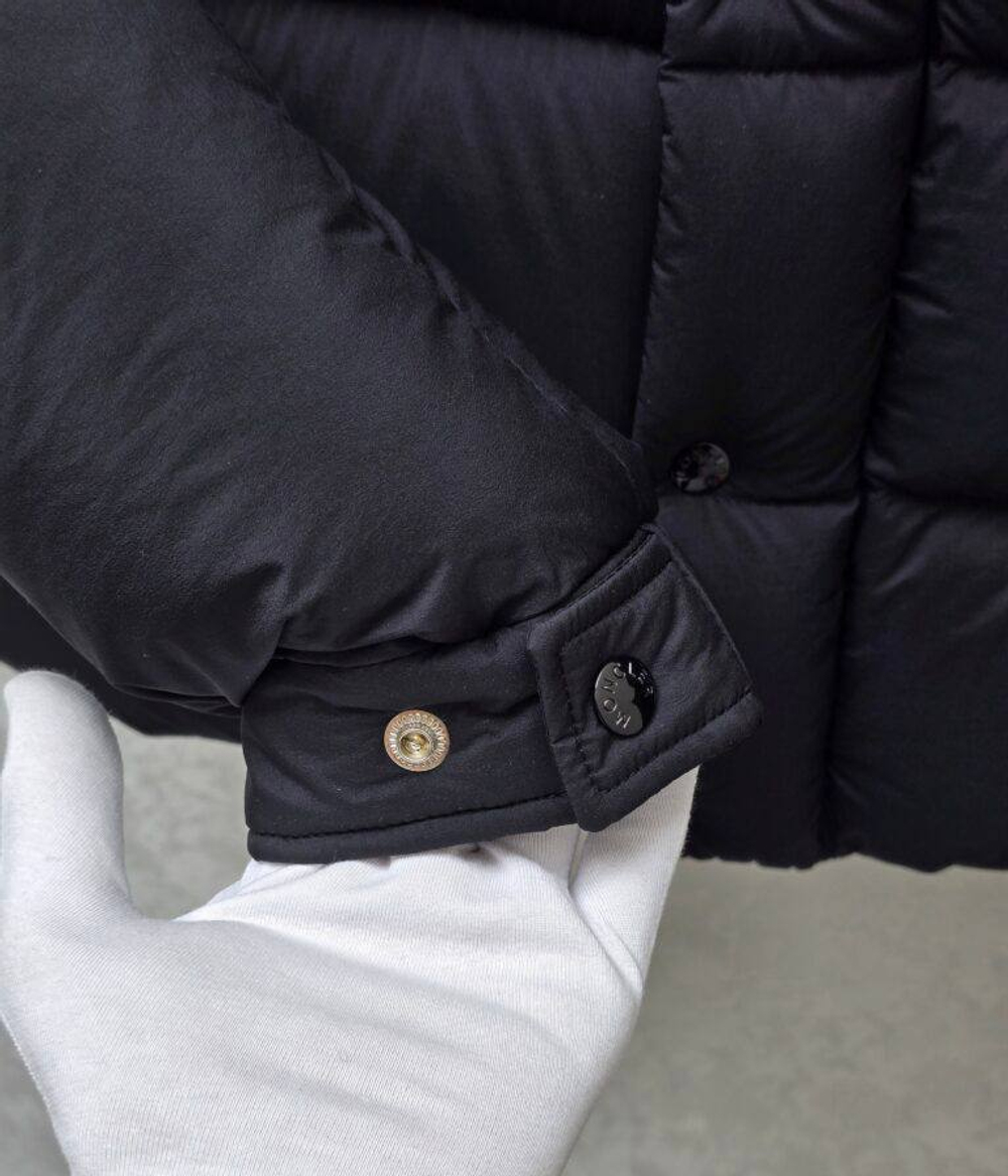 Пуховик Moncler