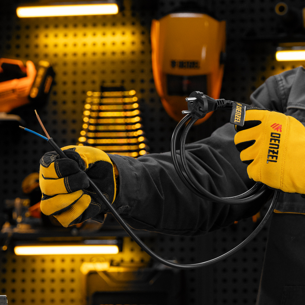 Шнур сетевой Energy Series, ПВС, 1,5 м, 2 x 1 мм, с неразборной вилкой, черный, Denzel