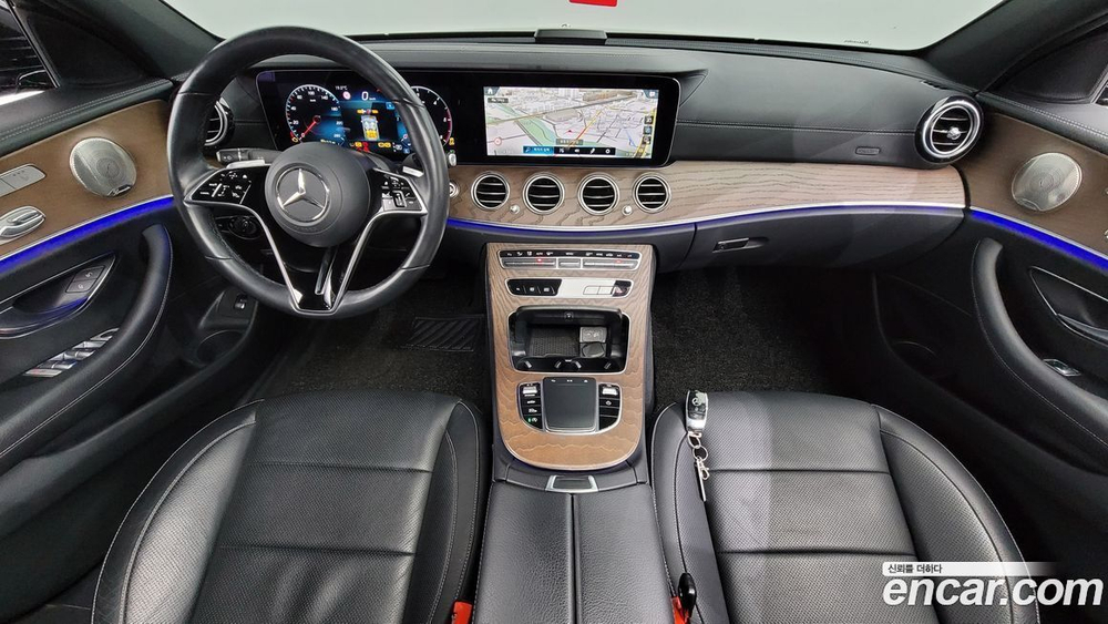 Mercedes-Benz E-Class W213 E220d 4MATIC Exclusive (05.2022)