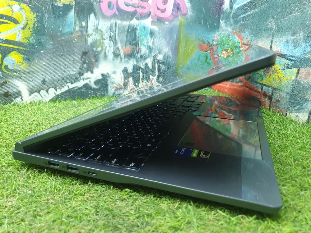 Ноутбук lenozon i7-6/32Gb/GTX 1060 6Gb/FHD/lz-s18pro