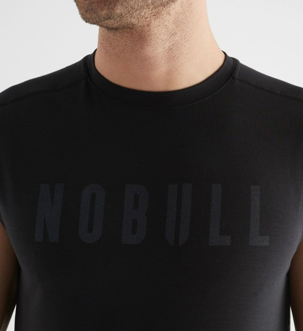 Безрукавка NOBULL черная