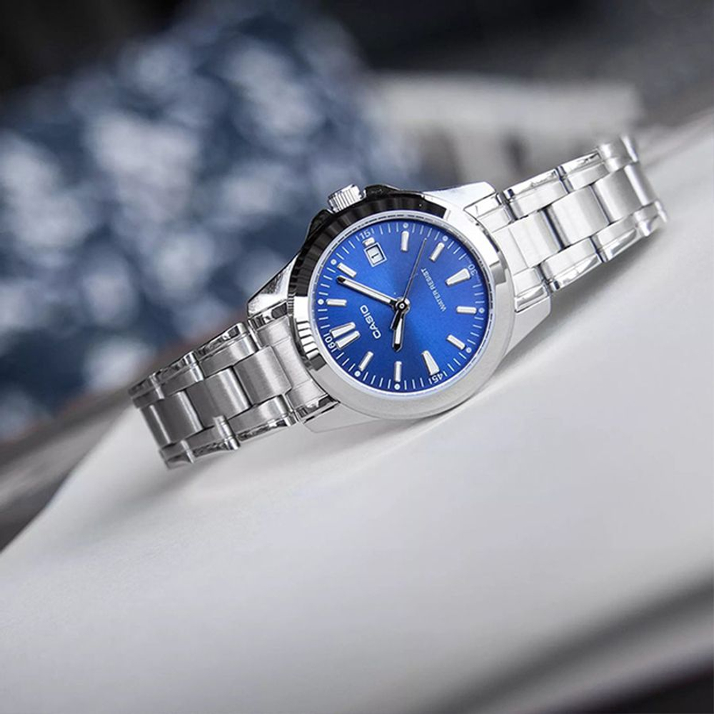 Женские наручные часы Casio Vintage LTP-1215A-2A2