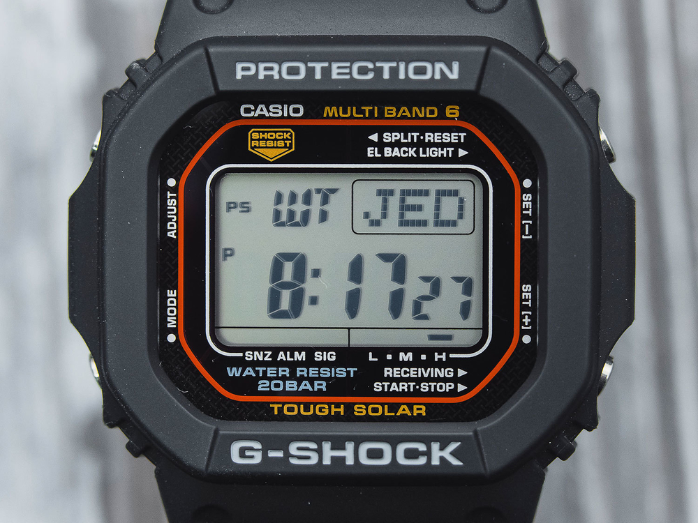 Японские наручные часы Casio G-SHOCK GW-M5610-1E