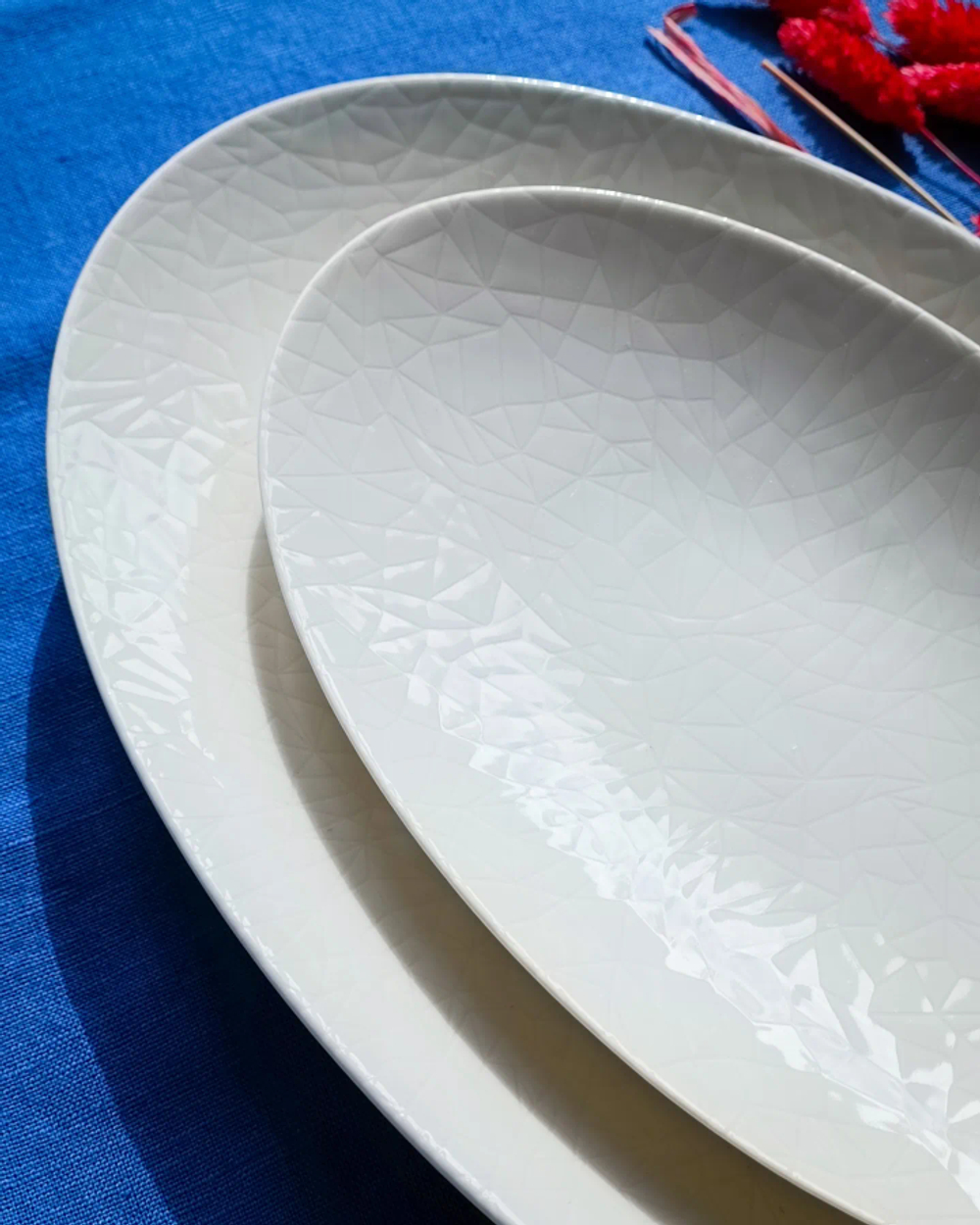 Блюдо овальное 32 см ILLUSION