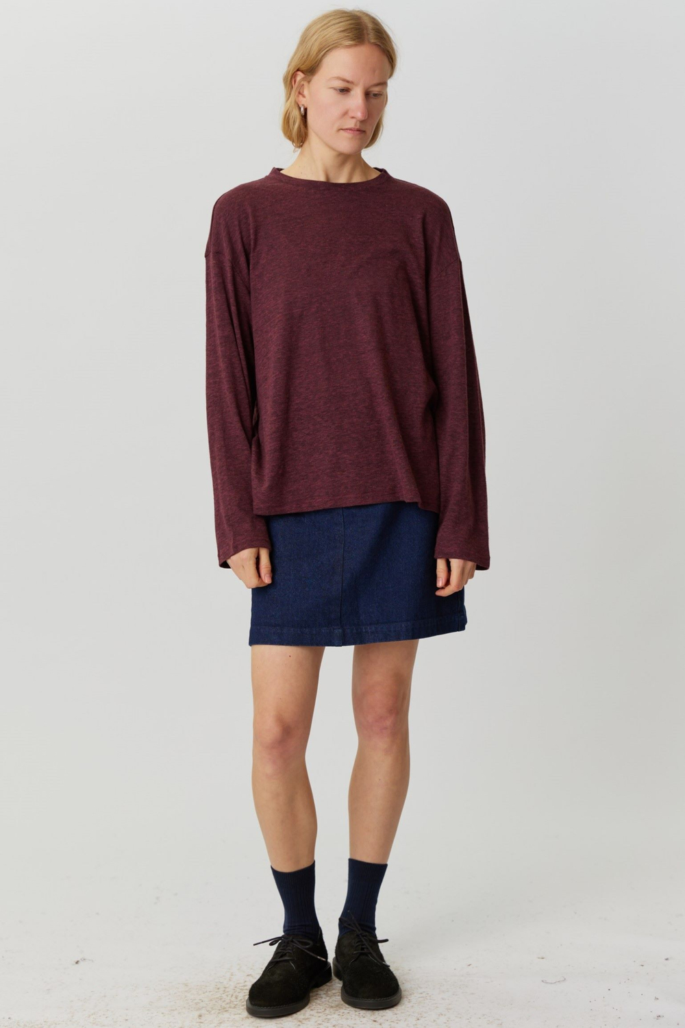 Топ с разрезами бордовый