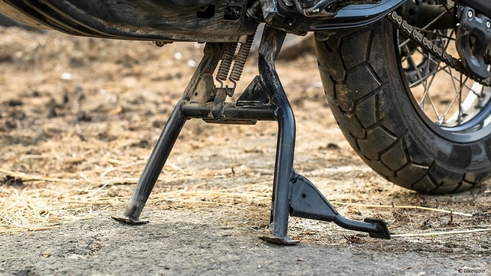 Royal Enfield Himalayan 450 Hanle Black (Premium / бескамерные шины) 2025