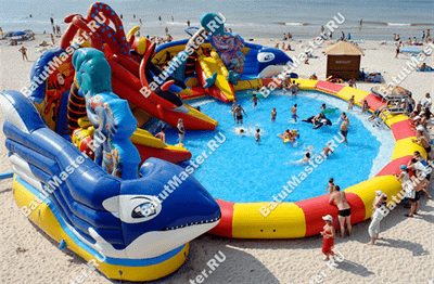 Надувной наземный аквапарк «Аквасфера» с бассейном, 20x18.5x7 м.