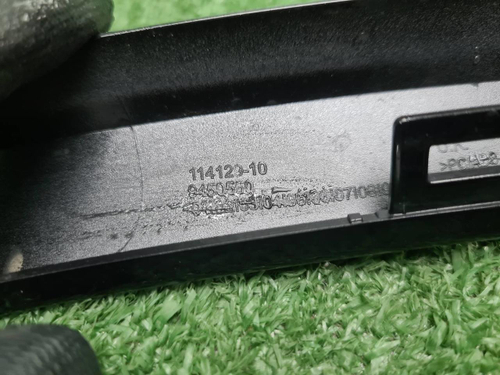 Молдинг решетки радиатора Mini Hatch F56 (2021-нв)