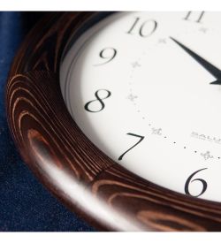 SLT-143 Часы настенные «САЛЮТ КЛАССИКА»