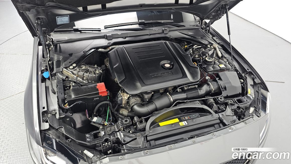 Jaguar XF (X260) 20d Prestige (10.2019)