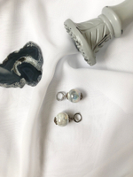 Серьги флер бело-серые, керамика