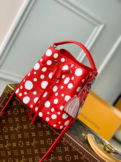 Louis Vuitton NeoNoe BB